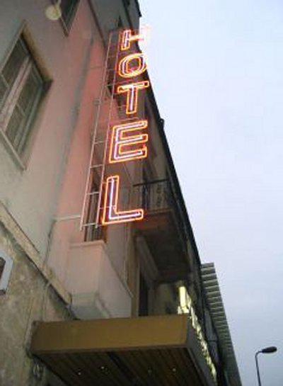 Ferton 3* Milano